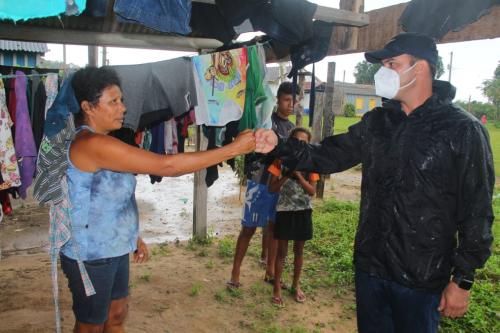 Mateus Assayag discute melhorias com moradores no Santo Antônio do Arauá, Igarapé Açu e Terra Preta do Rio Mamuru