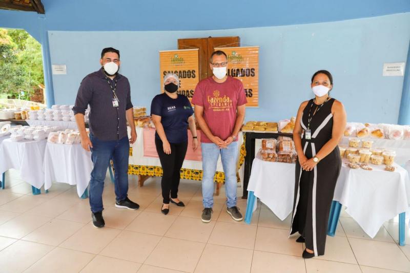 Governo do Amazonas doa alimentos prontos à Fazenda Esperança por meio da Seas