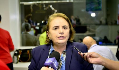 Pandemia pode comprometer a aprendizagem de crianças e jovens, diz Therezinha Ruiz 