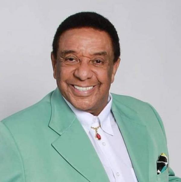 Morre cantor Agnaldo Timóteo, por covid-19, no Rio de Janeiro Morre cantor Agnaldo Timóteo, por covid-19, no Rio de Janeiro