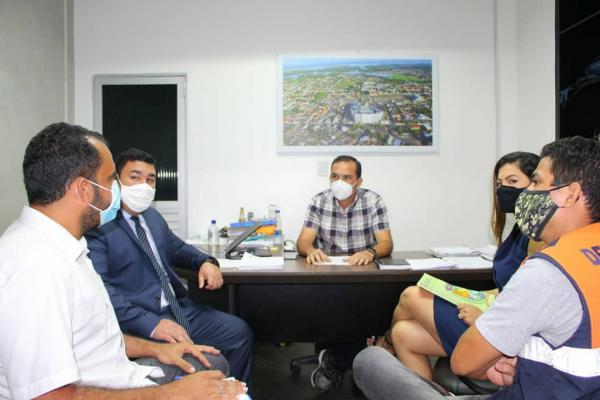 Prefeito em Exercício Mateus Assayag reúne com vários setores do Executivo nesta terça-feira Prefeito em Exercício Mateus Assayag reúne com vários setores do Executivo nesta terça-feira