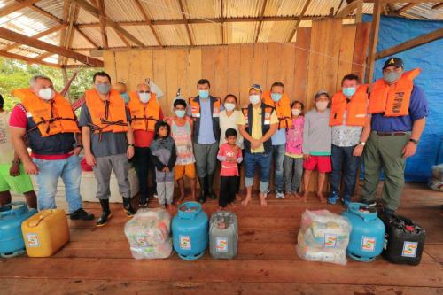 Carauari e Juruá recebem apoio de Wilson Lima, cidades estão alagadas  