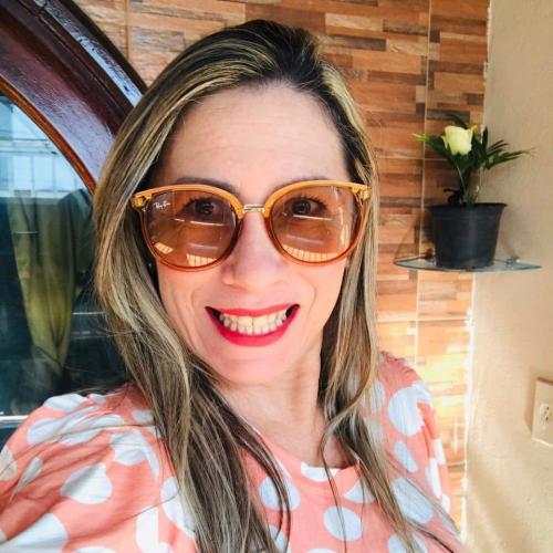 Professora Yona Teixeira infarta e deixa educação inclusiva de Parintins em luto