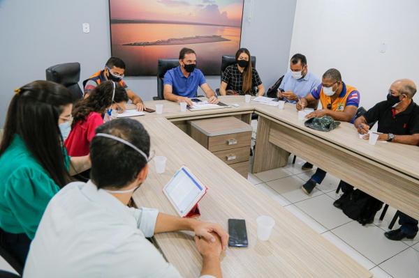 Parintins promove encontro para formação do comitê de enfrentamento aos desastres naturais