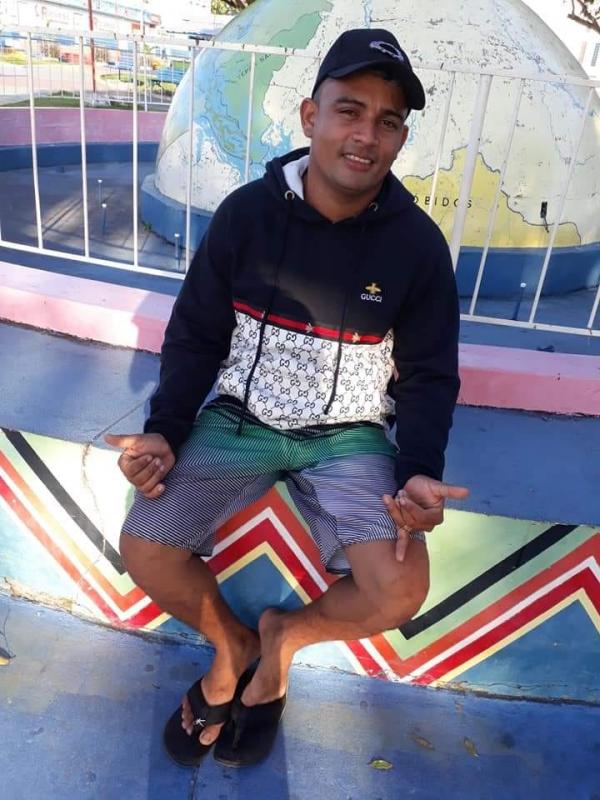 Jovem vendedor morre de acidente de trânsito na Armando Prado  