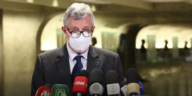 Senador Heinze pede à PF que investigue estudo sobre uso elevado de cloroquina em Manaus 