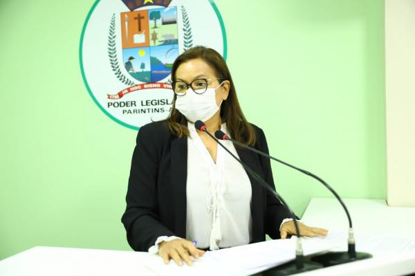 Márcia pede reforma no Estádio Tupy Cantanheide 