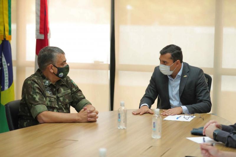 Governador Wilson Lima alinha parceria com o Exército para organização do fluxo migratório de venezuelanos