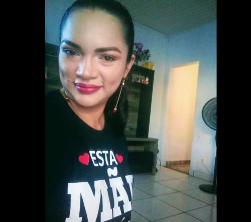 Luta contra o câncer: jovem mãe de 33 anos faz vaquinha virtual para bancar tratamento  