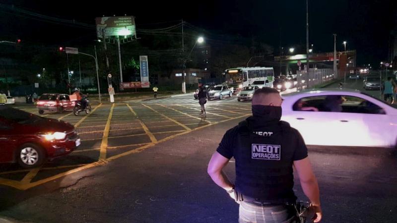 Detran-AM atua nas operações Mão de Ferro e Lei Seca e no mutirão de vacinação do Governo do Estado