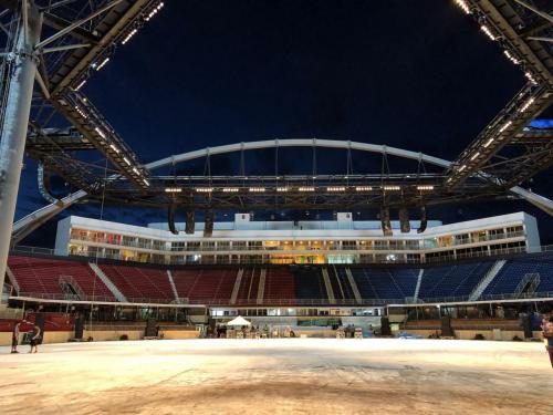 Em Parintins, Caprichoso e Garantido apresentam live direto da arena do Bumbódromo