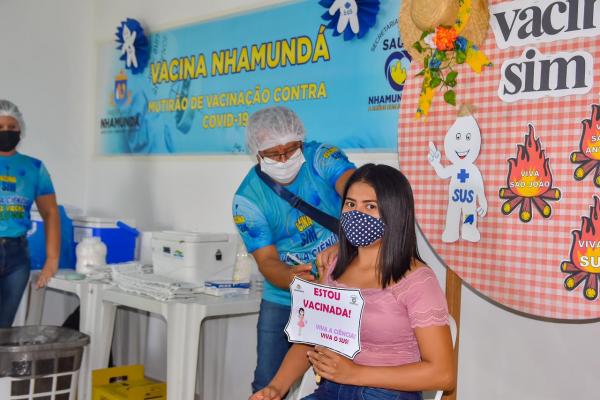 Nhamundá vacina pessoas a partir de 18 anos sem comorbidades 