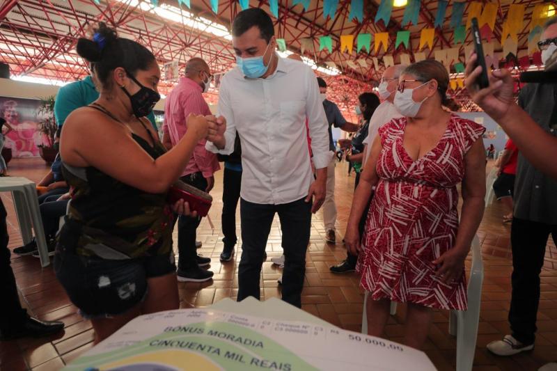 Wilson Lima libera 4º pagamento de indenizações em 2021 para famílias dos igarapés do Quarenta e Mestre Chico