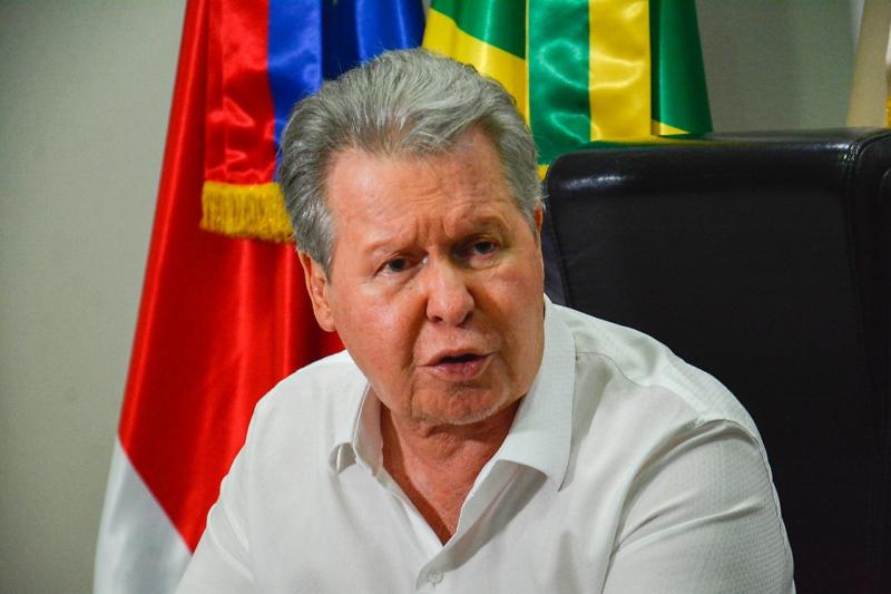 Arthur Virgílio condena violência em manifestações contra o governo federal