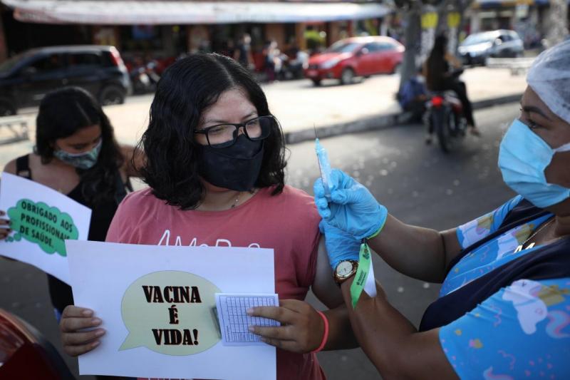 Vacina Amazonas: Mutirões têm horário ampliado para vacinar população a partir de 18 anos