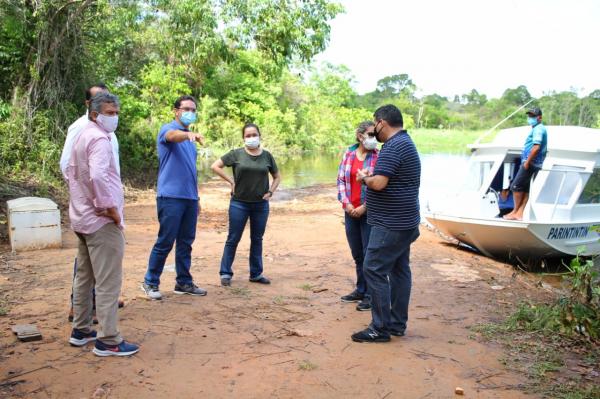 Mateus Assayag e equipe da Caixa Econômica visitam Caburi e Monte Sinai