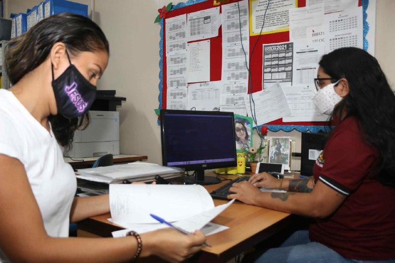 Secretaria de Educação abre matrículas para a EJA Secretaria de Educação abre matrículas para a EJA
