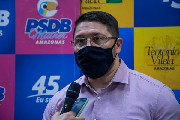 Carlos Almeida cometeu ato criminoso, diz nota do Governo do Amazonas