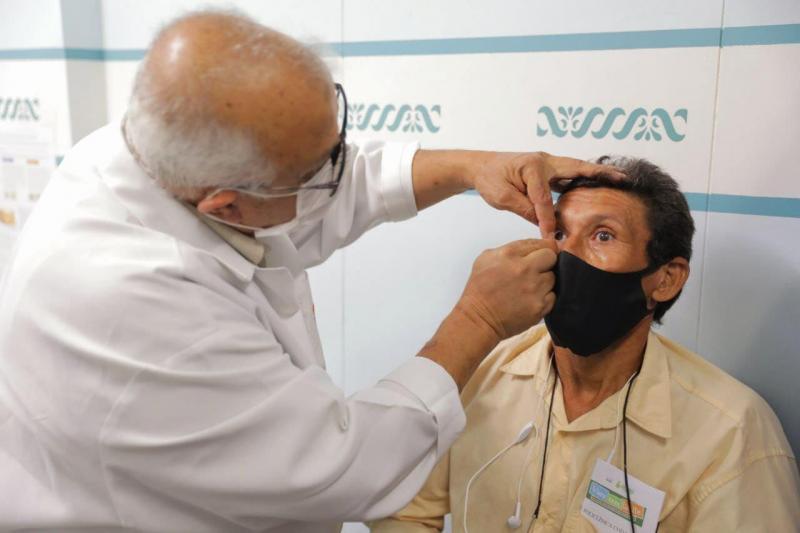 Governo do Amazonas inicia a entrega de 200 próteses oculares para pacientes da capital e interior