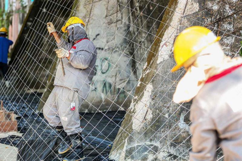 Governo avança com obras do Prosamin+ no igarapé Mestre Chico