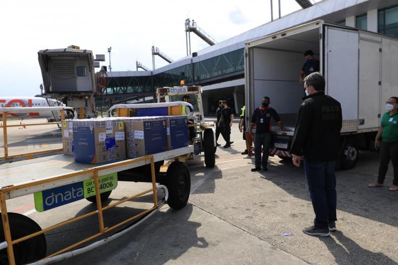 Governo do Amazonas recebe mais 44.460 doses de vacinas contra a Covid-19