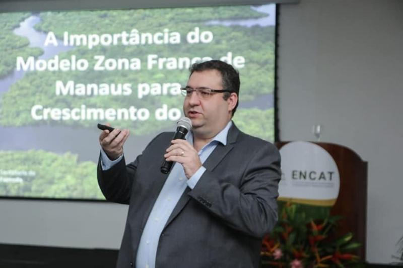 Governo mantém estável arrecadação tributária e promove retorno de investimentos e geração de empregos