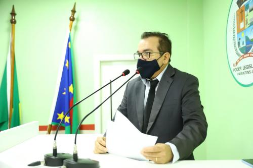 Massilon propõe campanha municipal para castração de animais domésticos, cães e gatos, com o uso do “castramóvel”