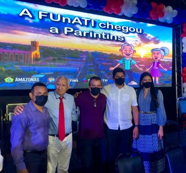 Massilon comemora implantação da Universidade da Terceira Idade em Parintins