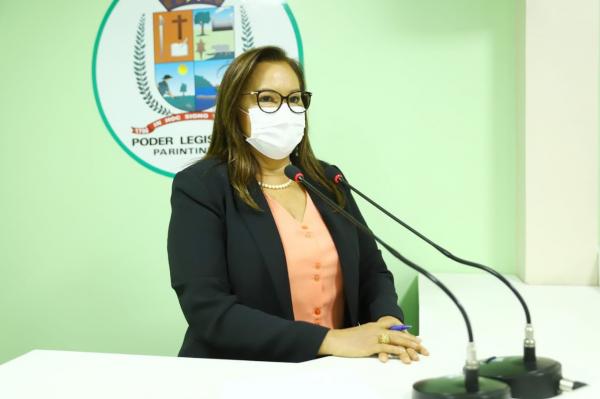 Márcia Baranda pede assistência para atender órfãos da COVID em vulnerabilidade