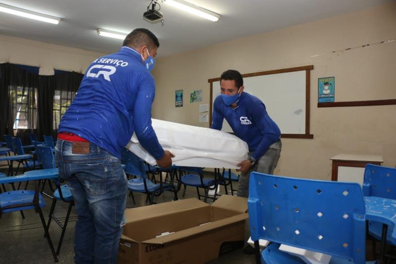 Governo do Amazonas entrega 200 novos aparelhos de ar-condicionado para escolas estaduais de quatro municípios do AM Governo do Amazonas entrega 200 novos aparelhos de ar-condicionado para escolas estaduais de quatro municípios do AM