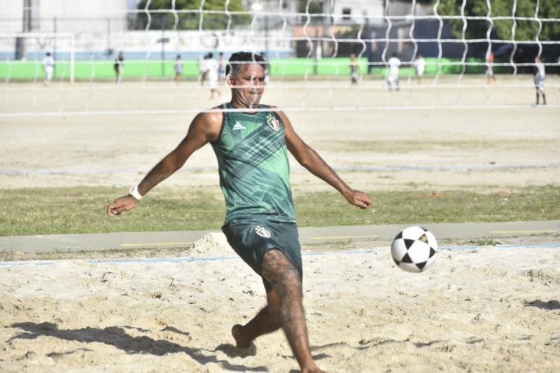 Revitalização do Governo do Amazonas promove ampliação da prática esportiva no Campo do Teixeirão