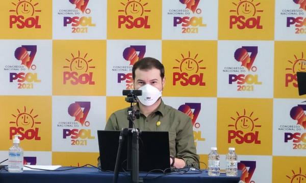 Pela primeira vez, PSOL abre mão de candidato à Presidência e sinaliza apoio a Lula