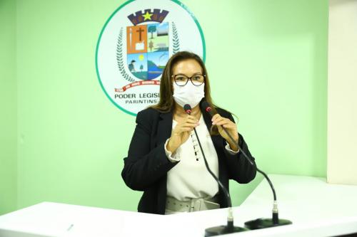Márcia Baranda solicita construção de Casa do Professor para a comunidade São Francisco do Uaicurapá 