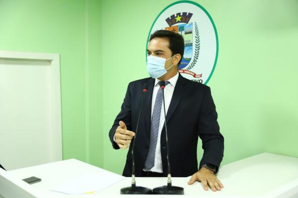 Mateus Assayag indica construção de quatro salas para o Curso de Bacharel em Dança da UEA de Parintins