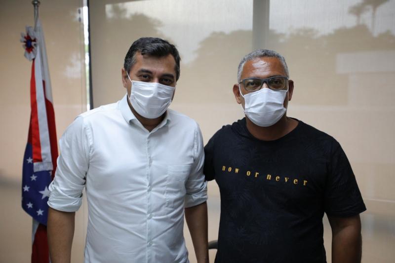Wilson Lima assina Acordo de Cooperação com Governo Federal para viabilizar recadastramento de pescadores