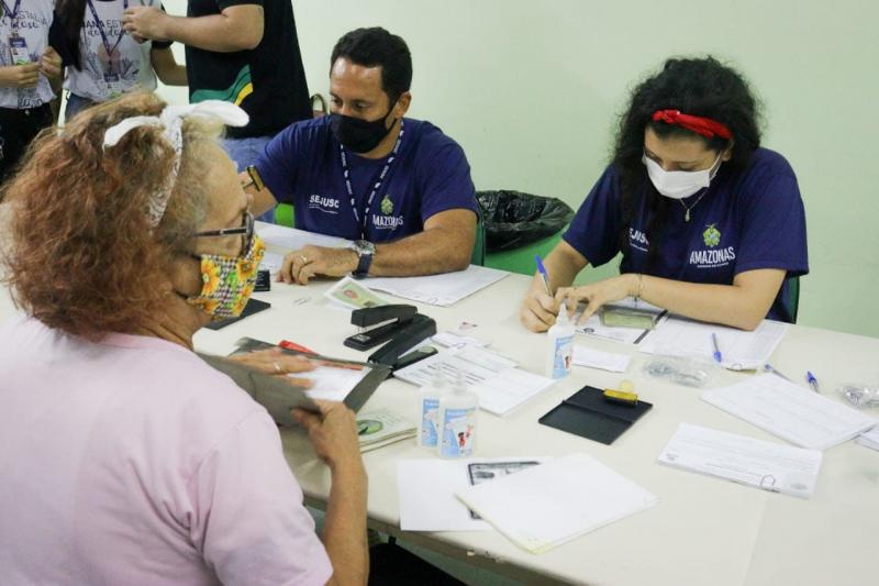 Ação de cidadania promovida pela Sejusc marca Dia Internacional do Idoso