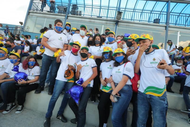 No Dia das Crianças, Governo do Amazonas e CBF levam alunos da rede estadual para o treino da seleção brasileira No Dia das Crianças, Governo do Amazonas e CBF levam alunos da rede estadual para o treino da seleção brasileira