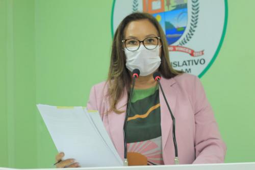 Márcia Baranda pede melhorias de energia, água e infraestrutura de comunidades do Uaicurapá  