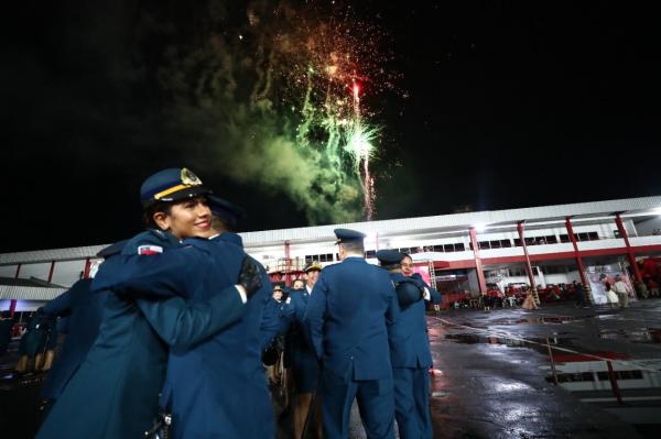 Wilson Lima participa de formatura de bombeiros militares do quadro de saúde