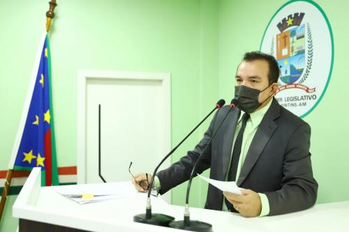 Massilon lamenta descaso de 1 ano e 2 meses do Porto de Parintins interditado