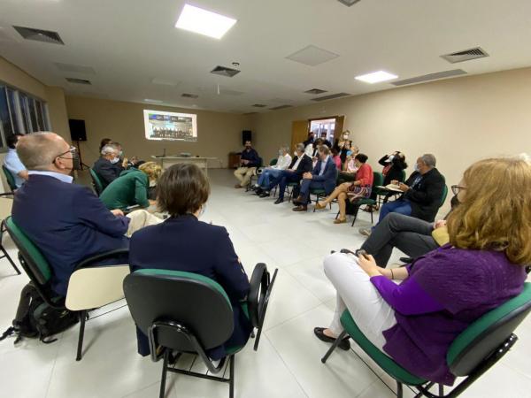 Comitiva de investidores e autoridades alemãs visita Sistema Estadual de Meio Ambiente Comitiva de investidores e autoridades alemãs visita Sistema Estadual de Meio Ambiente