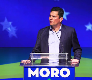 Sergio Moro afirma que PT tenta transformar heróis em bandidos Sergio Moro afirma que PT tenta transformar heróis em bandidos