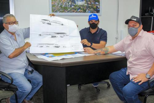 Bi Garcia assina ordem de serviço para construção de anfiteatro na Praça dos Bois