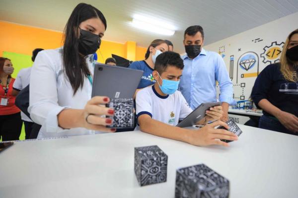 Wilson Lima inaugura oitavo Ceti da gestão, no Viver Melhor, e abre mil vagas na educação de tempo integral