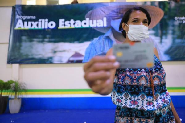 Amazonas já tem 70 mil famílias beneficiadas com Auxílio Estadual Permanente no interior