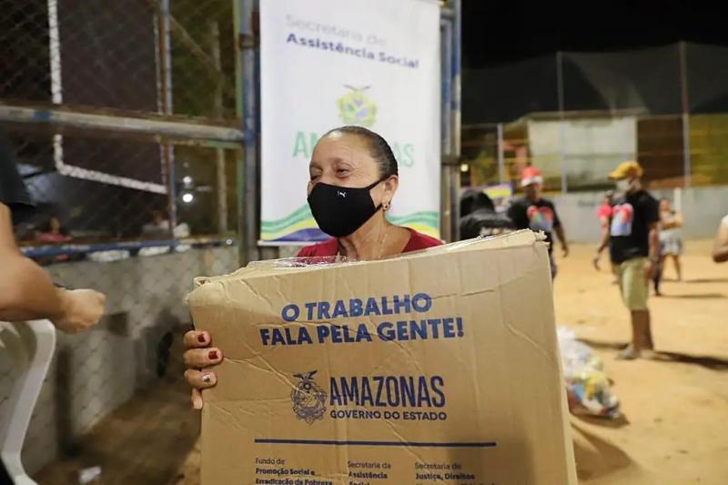 Governo do Amazonas beneficia mais de 500 famílias com cestas básicas no Natal Solidário do Jesus Me Deu