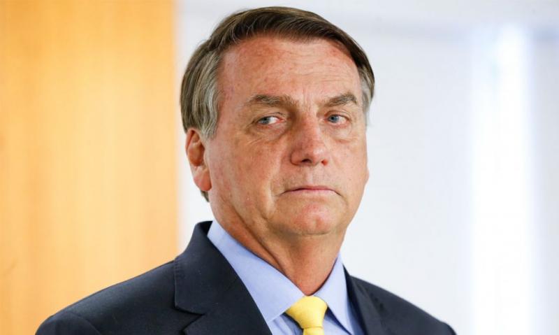‘Bastante agressiva’, diz Bolsonaro ao reclamar de carta do presidente da Anvisa ‘Bastante agressiva’, diz Bolsonaro ao reclamar de carta do presidente da Anvisa