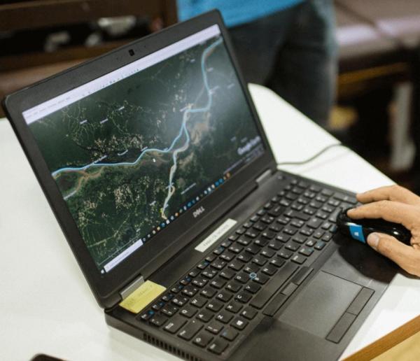 Parintins ganhará internet de fibra óptica veloz através da Infovia 01 entre Manaus e Santarém