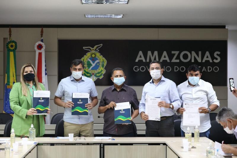 Wilson Lima executou 100% emendas impositivas da educação em 39 municípios