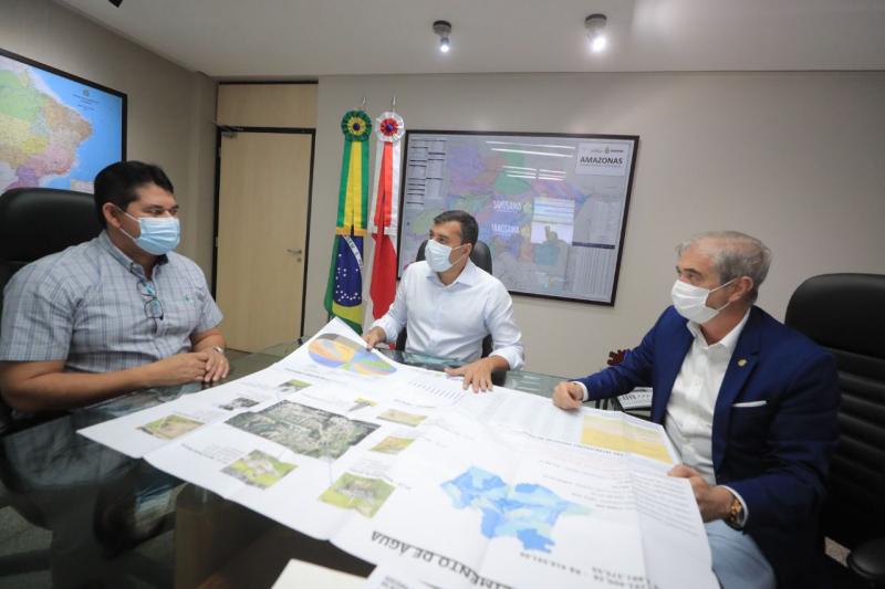 Wilson Lima anuncia investimentos de R$ 3,8 milhões para levar água potável à população de Maraã